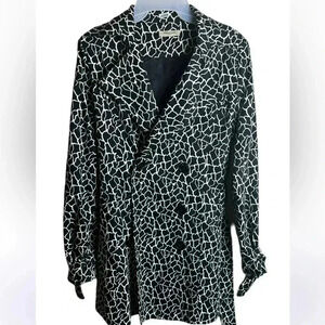 Vertigo Paris mini trench coat black White